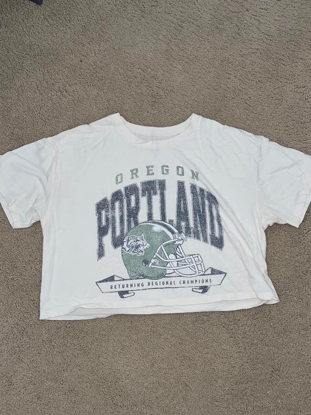 Hollister White Crop Tee with Green and Black Oregon Portland Graphic